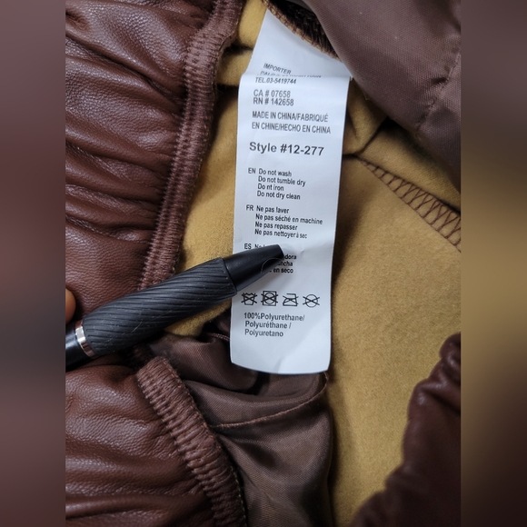 Streetwear Society - Chic Faux Leather High-Waist Pants - Picture 7 of 7